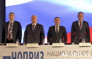 Михаил Посохин поддержал сменившего его на посту главы НОПРИЗ Анвара Шамузафарова